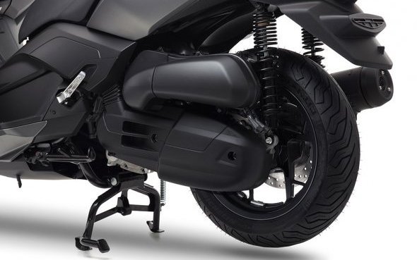 Les Yamaha X-MAX 125/250 s'offrent un nouveau look !
