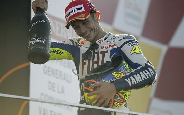 GP Valence-Espagne (17/17)/Courses : Ben Spies (M1) signe son premier grand succès en MotoGP avec Yamaha !