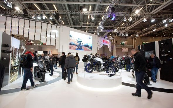 Jeudi 3 décembre : la foule investit le Salon de la moto