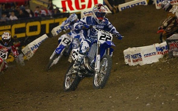 Indianapolis - Indiana (8/17) : Chad Reed (Yamaha) ne lâche rien à Ricky Carmichael