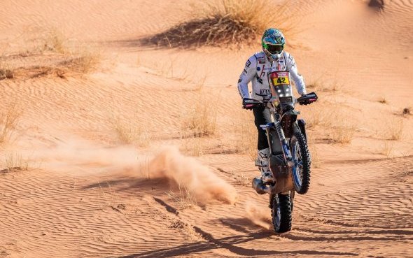 44e Dakar-Arabie Saoudite (1/5)/Etape8 : Adrien Van Beveren (WR450F Rally) retrouve la 3e place !