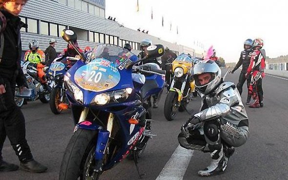 Reims-Toulon : Serge Nuques (Yamaha YZF-R1) pulvérise la concurrence
