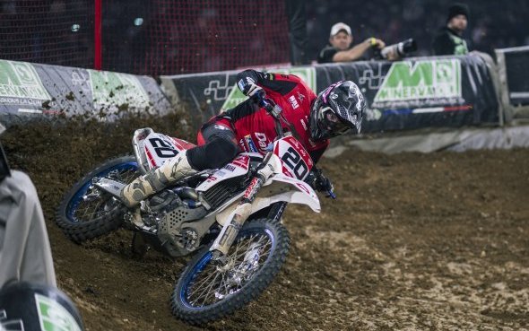 Paris La Défense Arena : Cooper Webb (YZ450F) sur la 3e marche du podium SX1 ! 