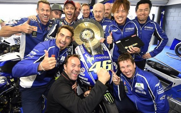 GP Australie-P.Island (16/18)/courses : 82e succès en catégorie reine pour Valentino Rossi (M1) et podium 100% Yamaha !