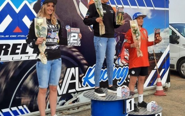 Clastres-02 (5/6) : Mathilde Denis (YZ250F) et Camille Viaud (YZ250F) sur le podium overall !
