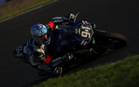 8H Suzuka-Japon/Course : Yamaha impose sa nouvelle R1 2015 !