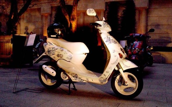 64 700 Euros au profit de l'UNICEF grâce à la vente de scooters NEO'S 50 YAMAHA