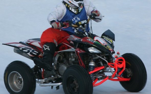 Pragelato-ITA (3/3) : Yamaha s'impose en Championnat de France 2011 !