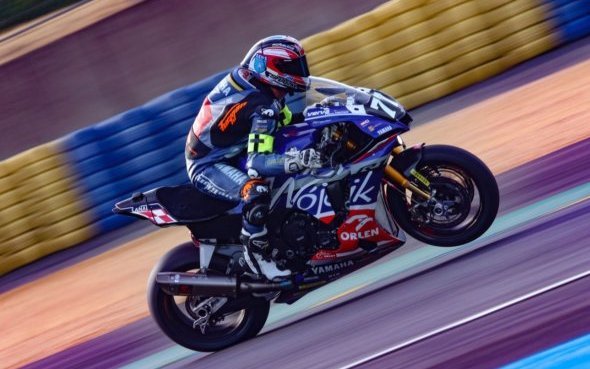 24 Heures Motos – Le Mans (3/4)/ 20h de course : La R1 #7 YART Yamaha de retour dans le Top5 !