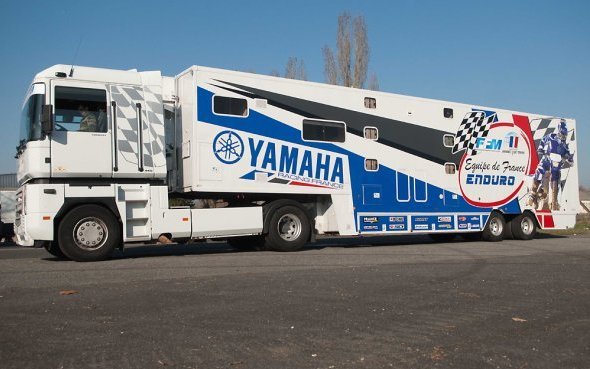 GP Portugal-Vale de Cambra (2/8) : L'EEAT-FFM-Yamaha Racing France Ipone monte en puissance !