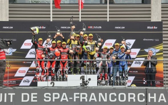 24 Heures Spa EWC Motos-Belgique (2/5) : Top5 pour le Wójcik Racing Team EWC 77 et triplé R1 en Superstock !