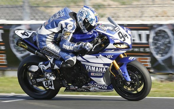 Albi-81 (7/7) : Sébastien Gimbert (Yamaha R1) Champion de France FSBK 2009 !