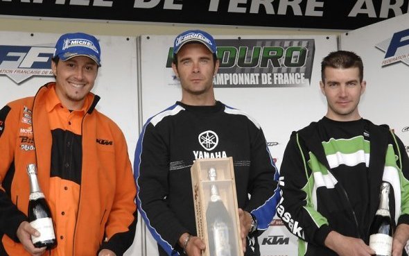 Gye sur Seine-10 (3/6) : Première victoire de Johnny Aubert (WR450F) sur le Championnat de France !