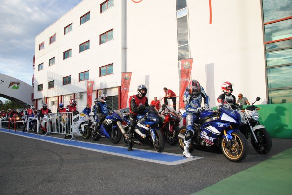 2010-wsbk-magny-cours-DSC_0161